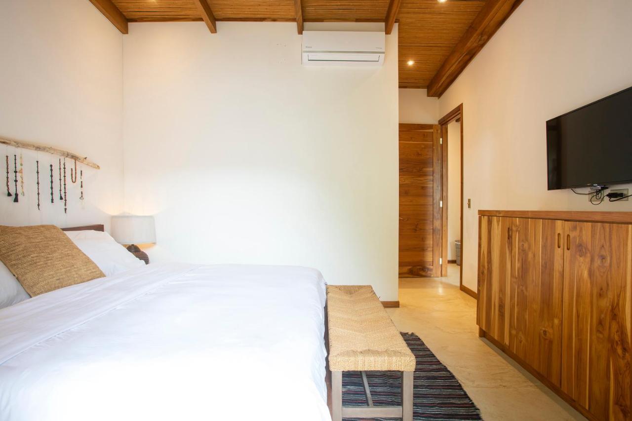 Amoi Villas *