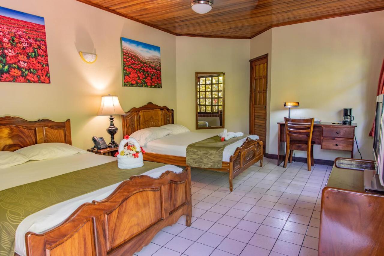 South - Beachfront Hotel