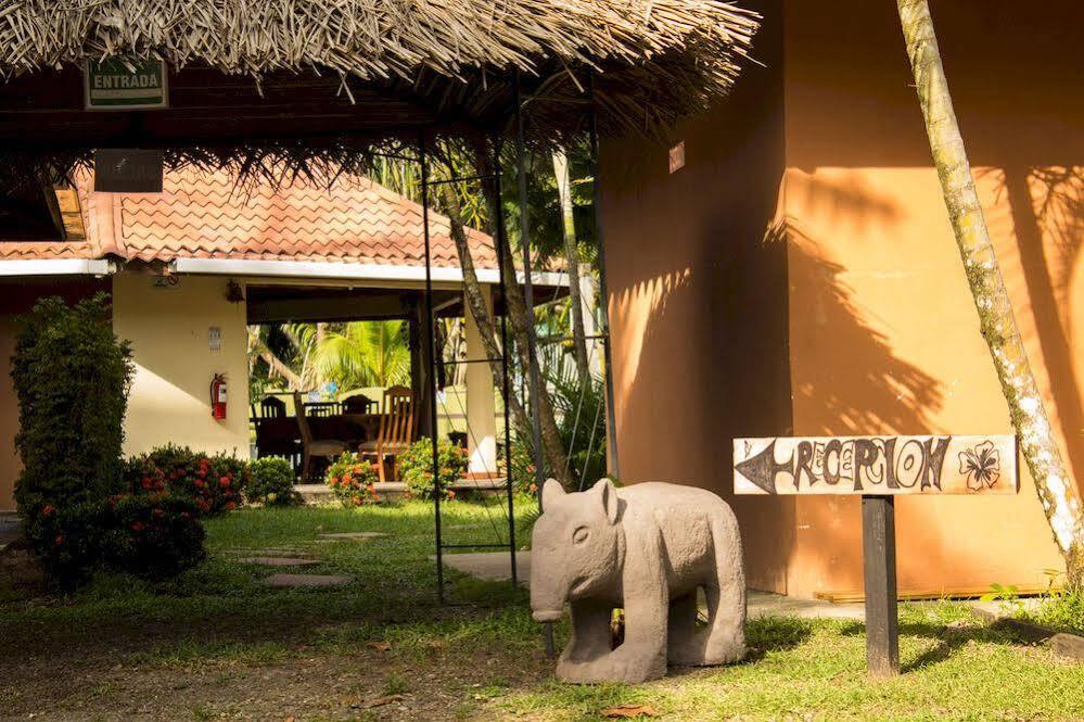 Kalea Yard Lodge *