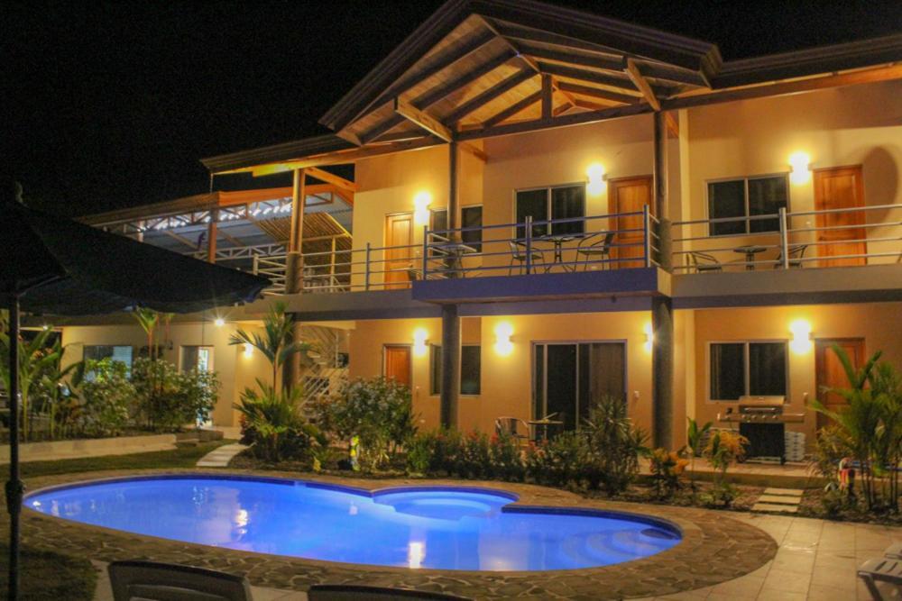 Vista Hotel 4*