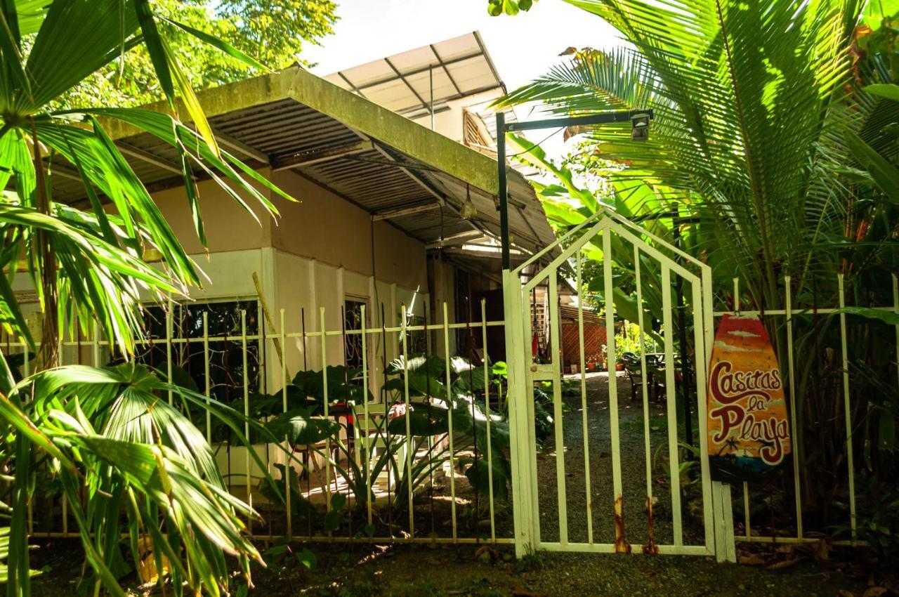 Casitas La Playa Guest house *