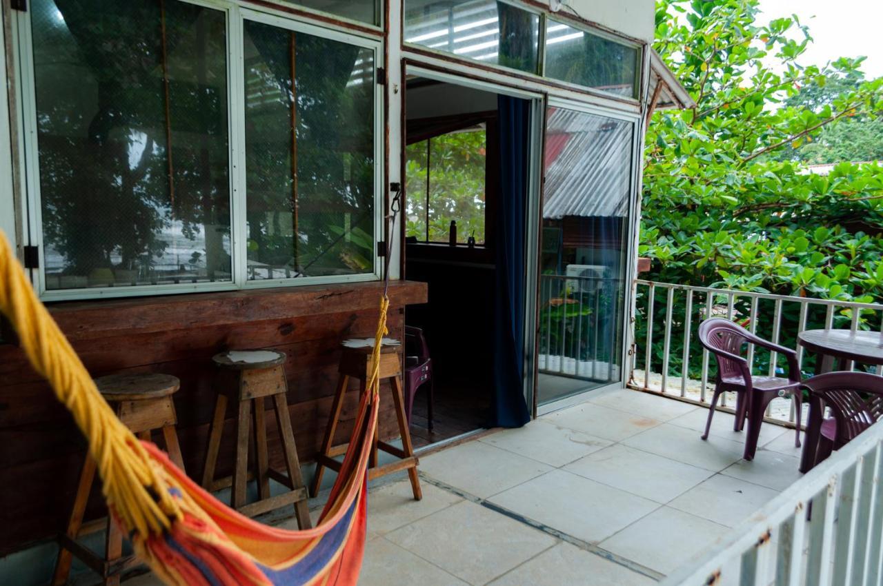 Guest house Casitas La Playa *