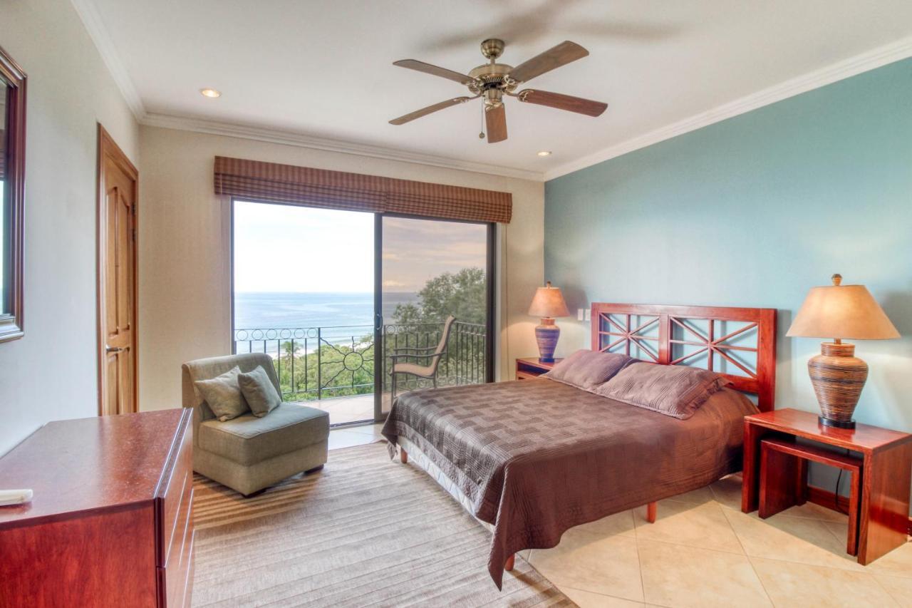 Apartment Oceanica 827