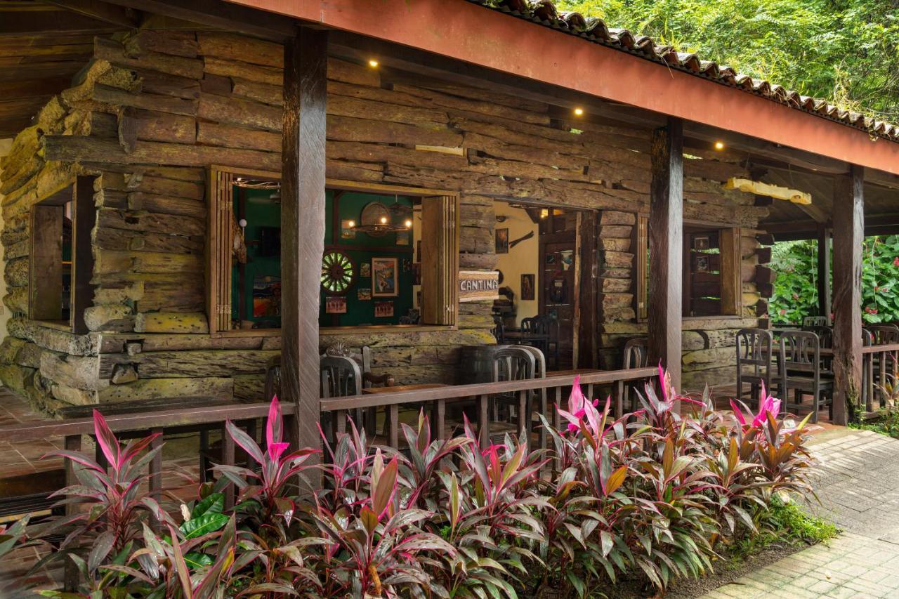 Lapas Jungle Village 3*