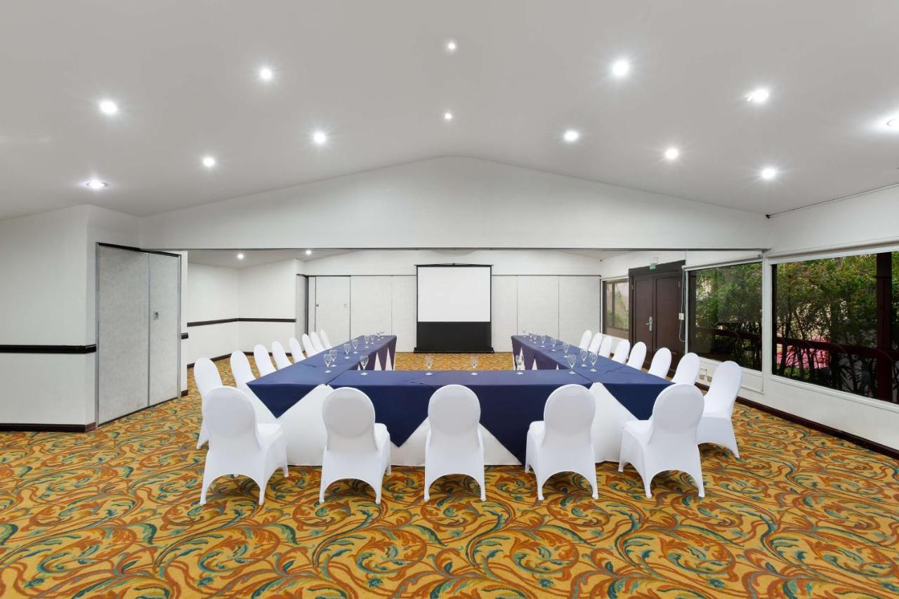 Country & By Radisson, Aeropuerto, Costa Rica 4*