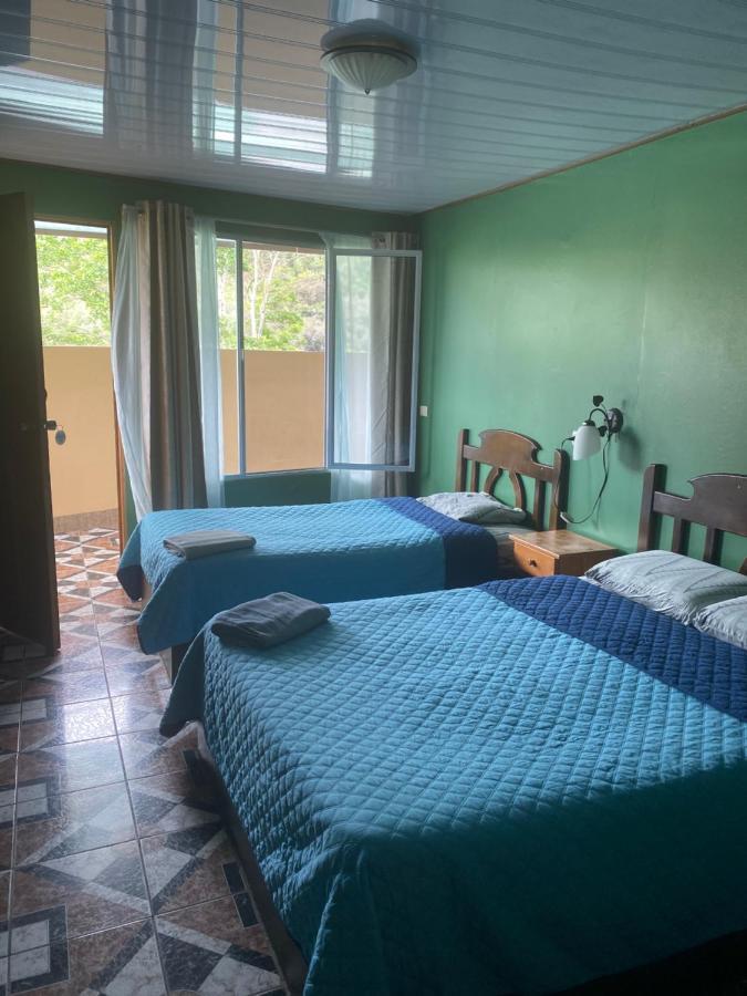 Hotel Uran *
