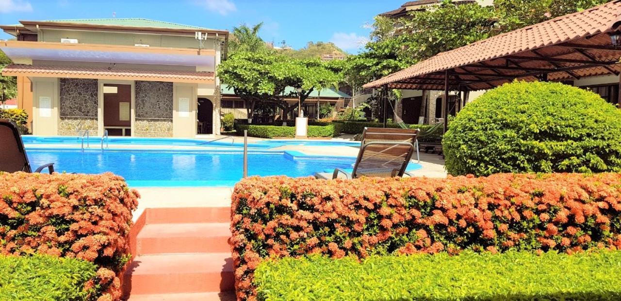 Hotel & Huetares 3*