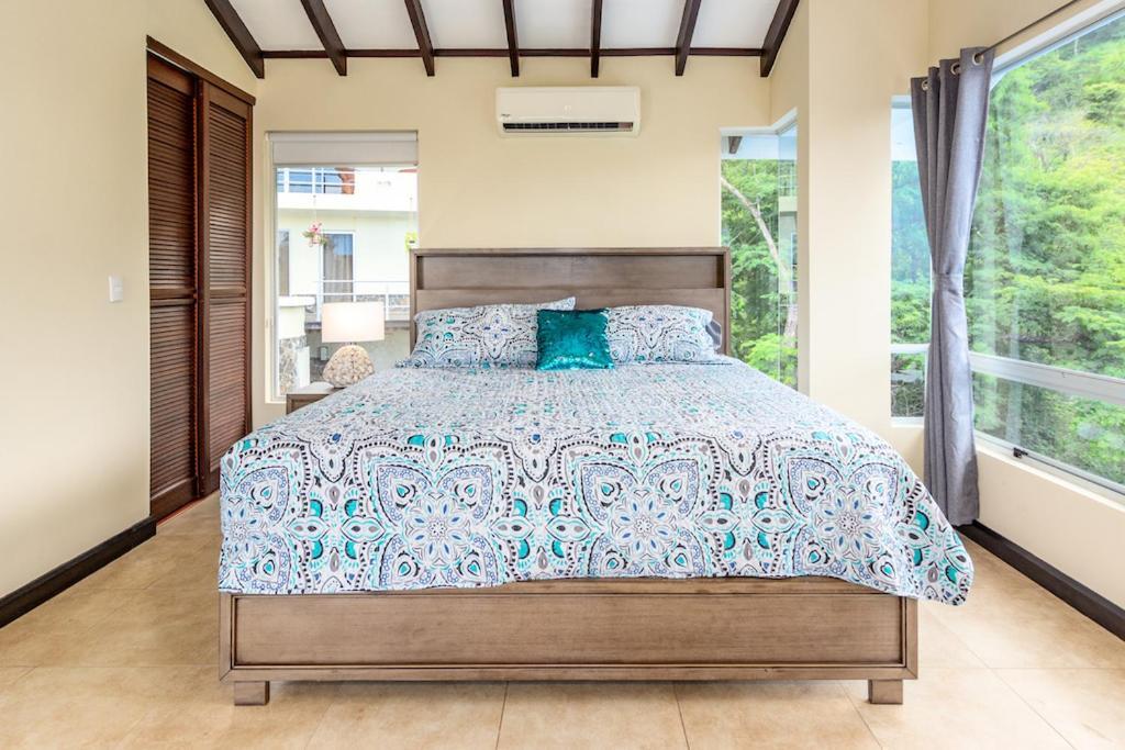 Ocean View House Of Winds W Private Jacuzzi #1 Holiday home