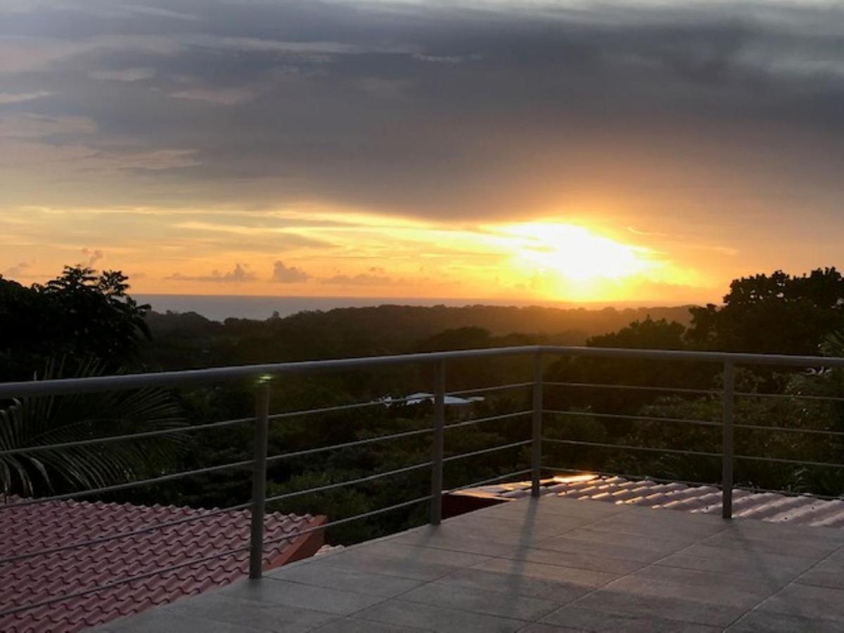Lambeau 3 Ocean View - 2br 3 Ba Villa