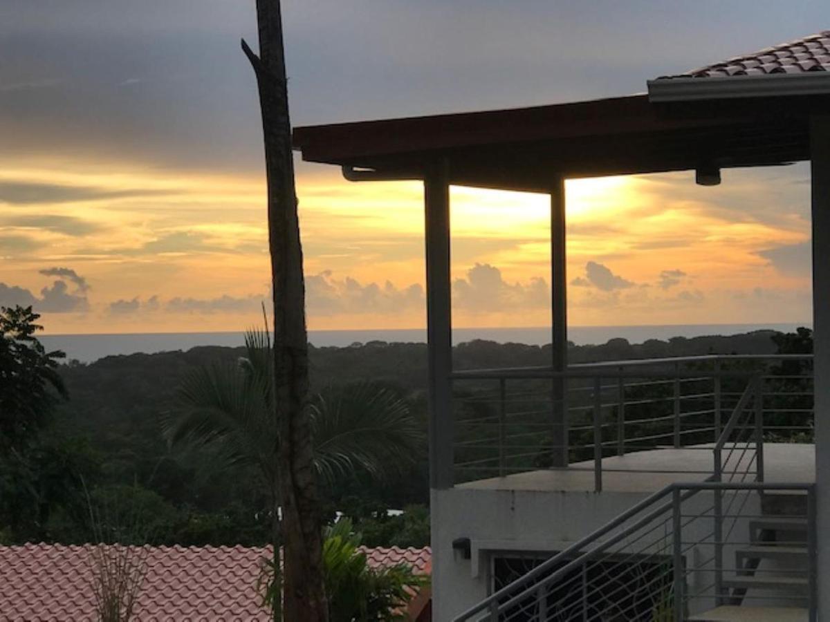 Villa Lambeau 3 Ocean View - 2br 3 Ba Uvita