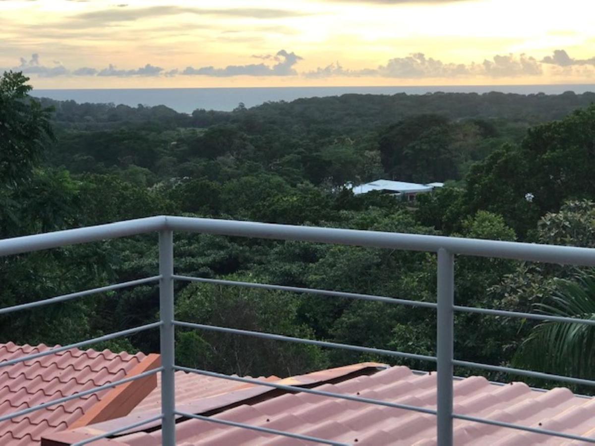 Villa Lambeau 3 Ocean View - 2br 3 Ba