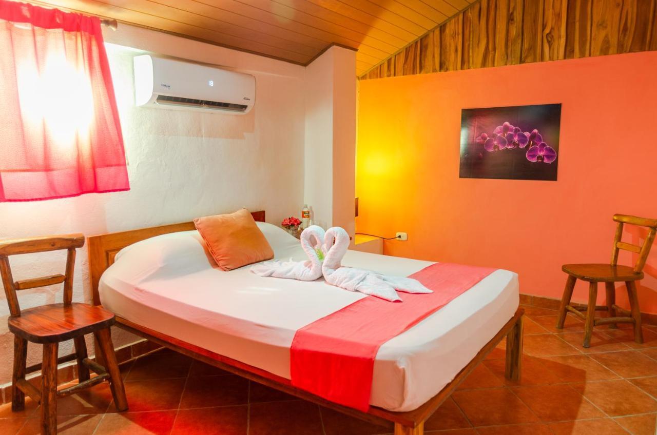 La Dolce - On The - Bed & Breakfast