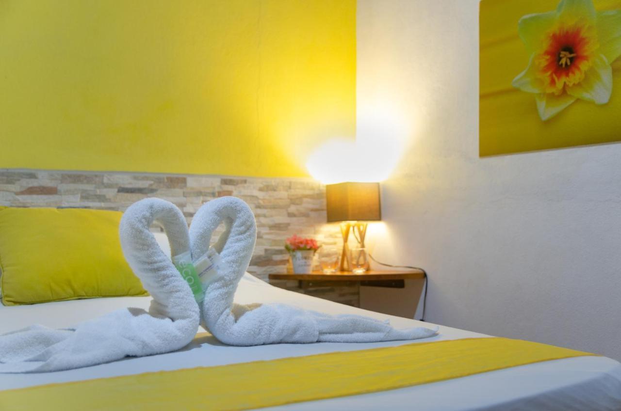 Bed & Breakfast La Dolce - On The -