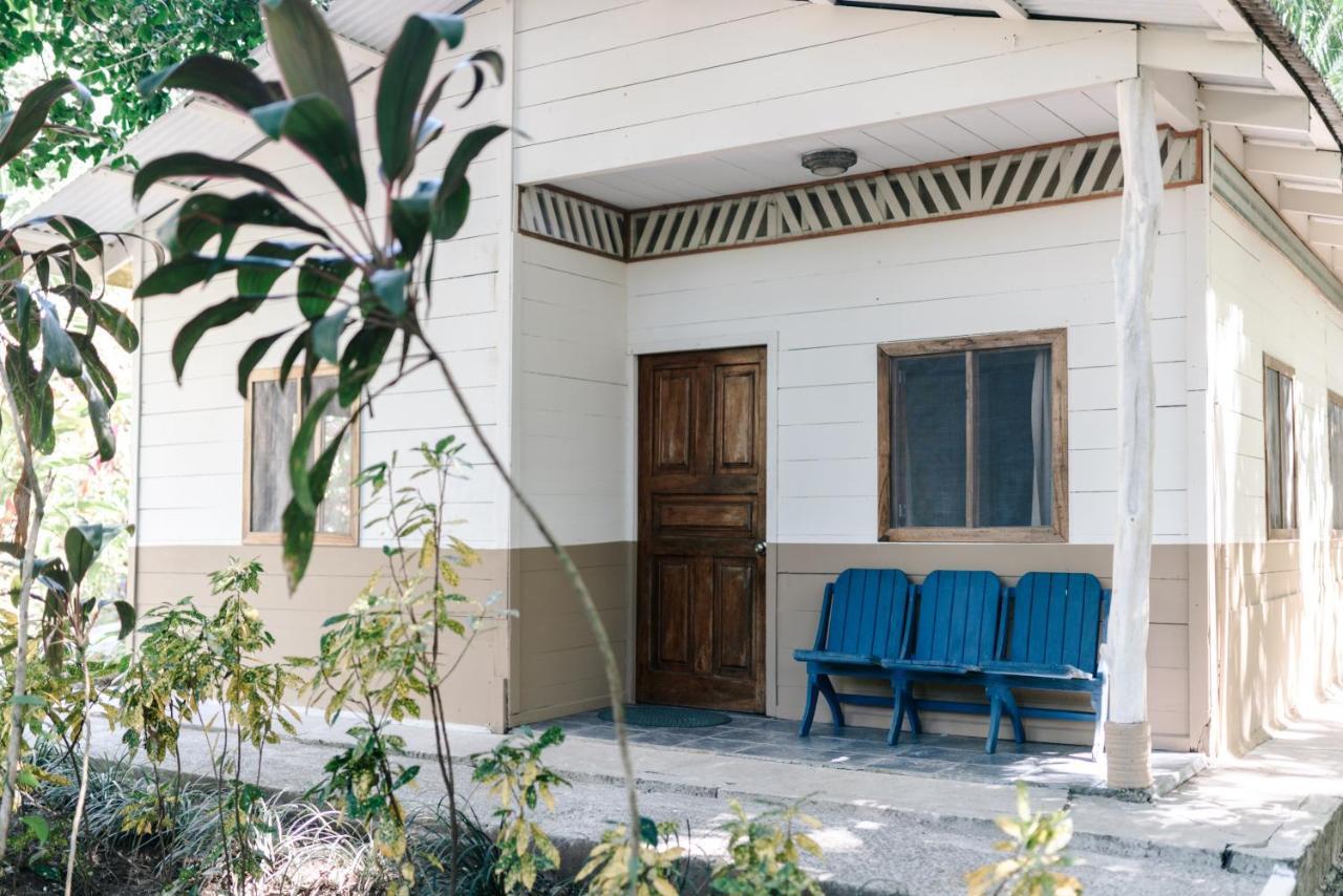 Bed & Breakfast Star Mountain Jungle & Horse Ranch Malpais