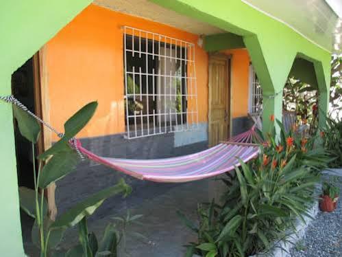 Guest house Cabinas