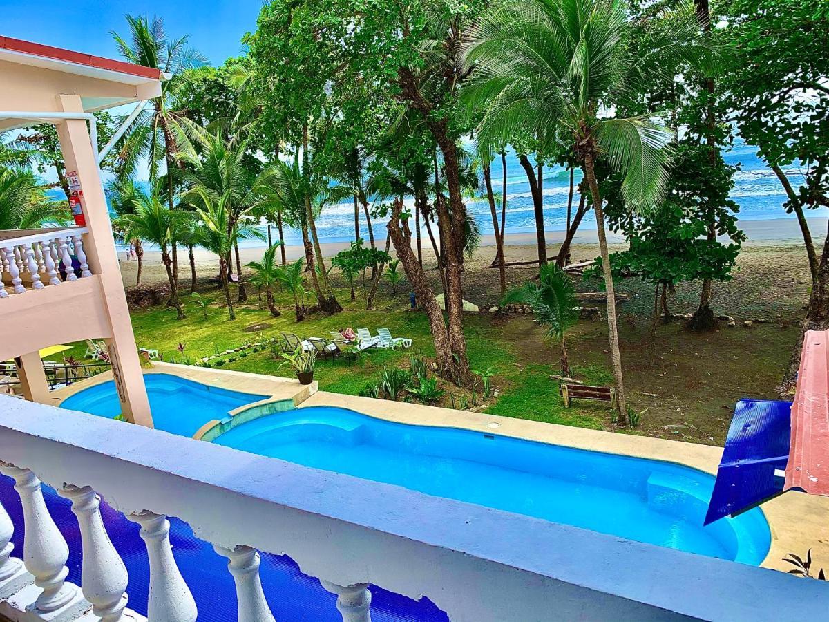 Beachfront Vista Hermosa *