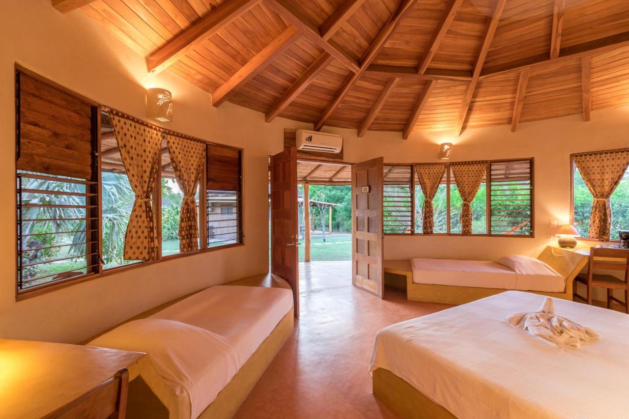 Hotel Playa Negra