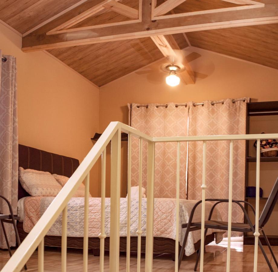 Valley Bed & Breakfast Orosi