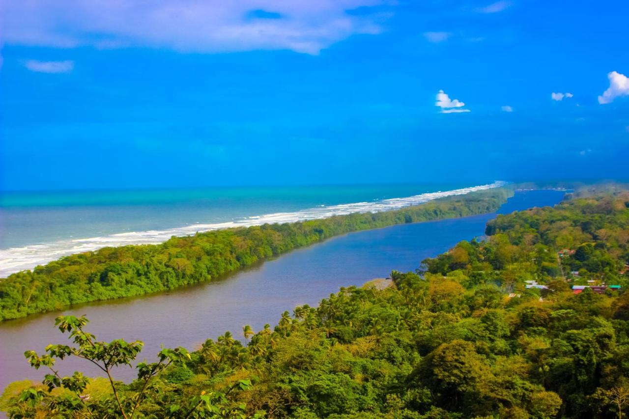 Beachfront 3*