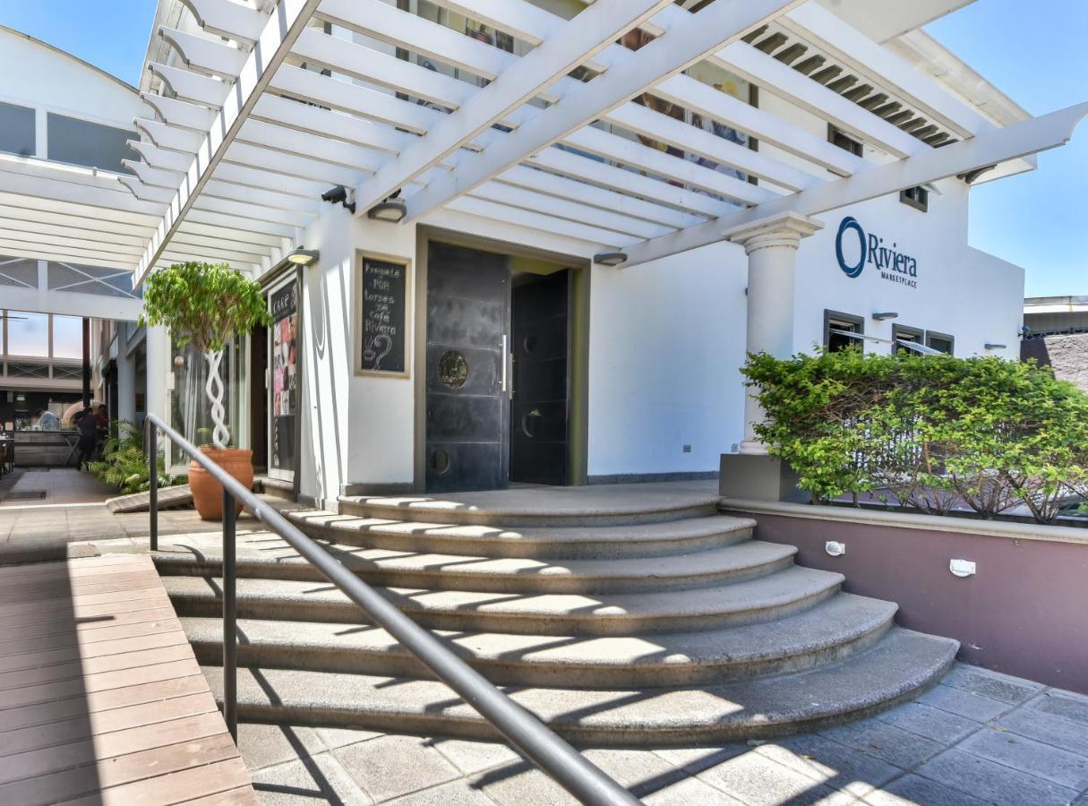 La Riviera 3*