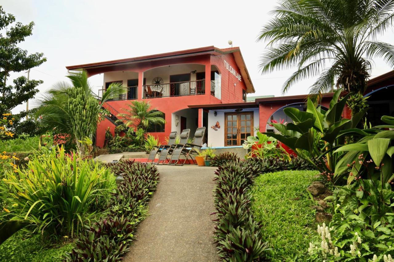 Toucan Lane And Restaurant Hotel *