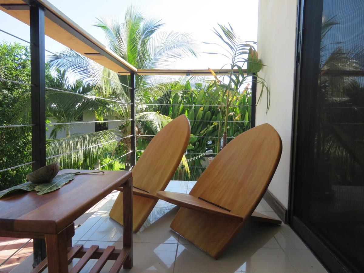 El Chante Surf House *
