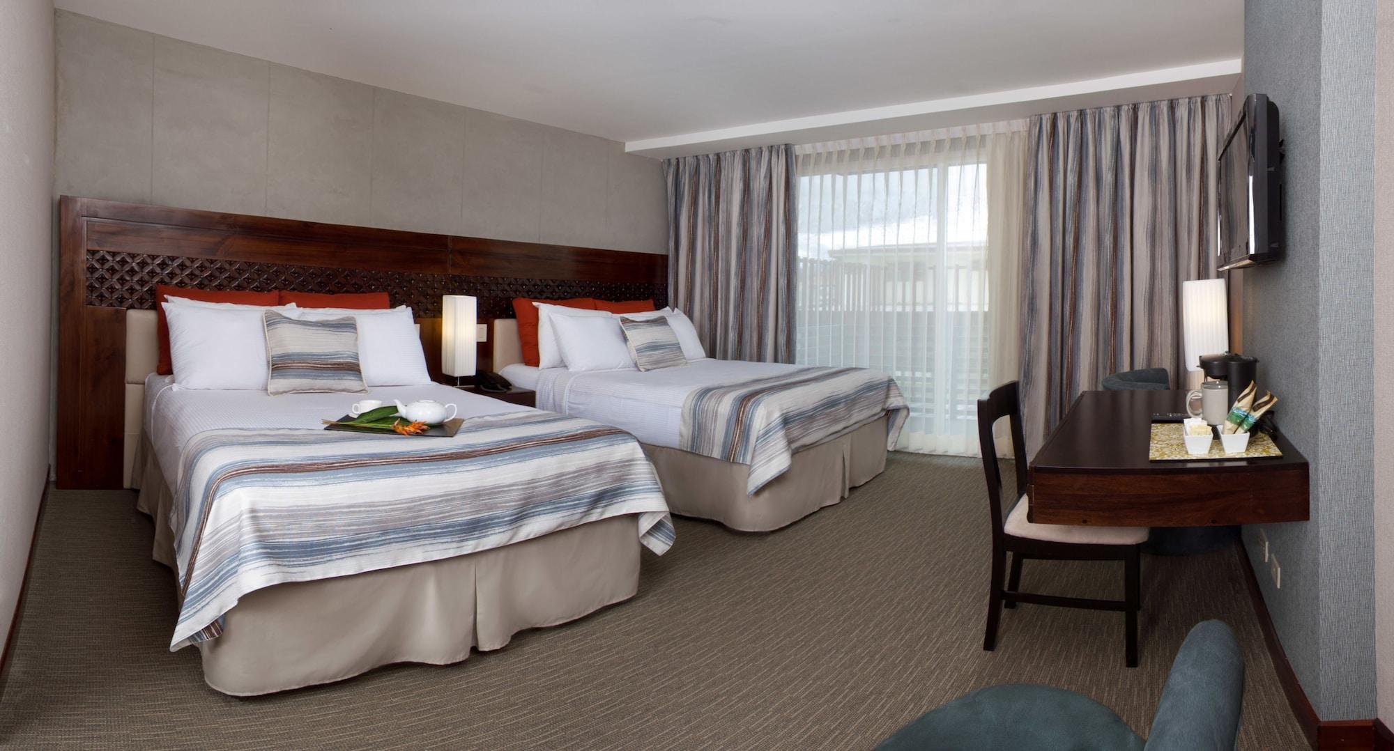 Isla Hotel 3*