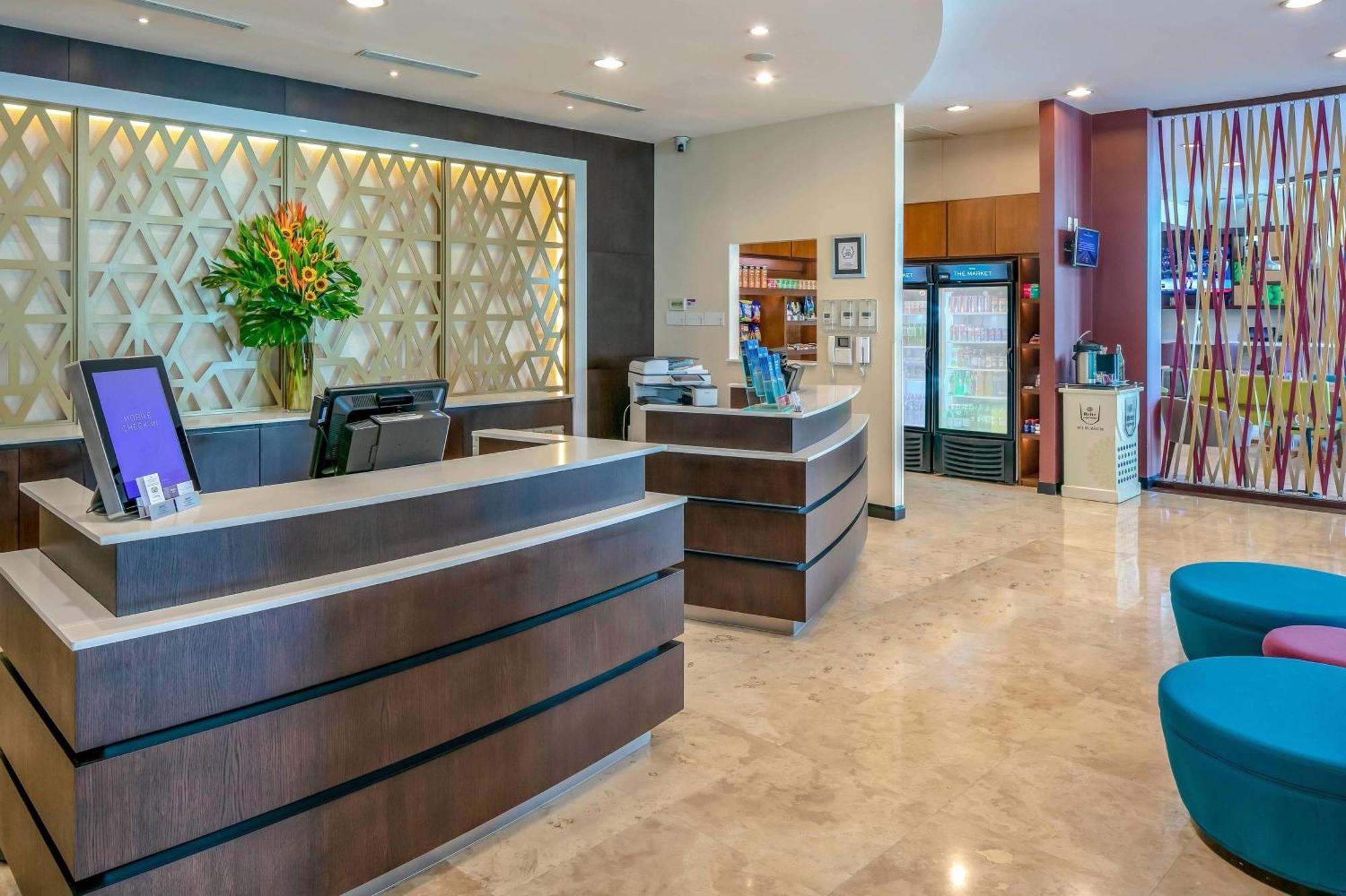 Hotel By Marriott Escazu San Jose (San Jose)