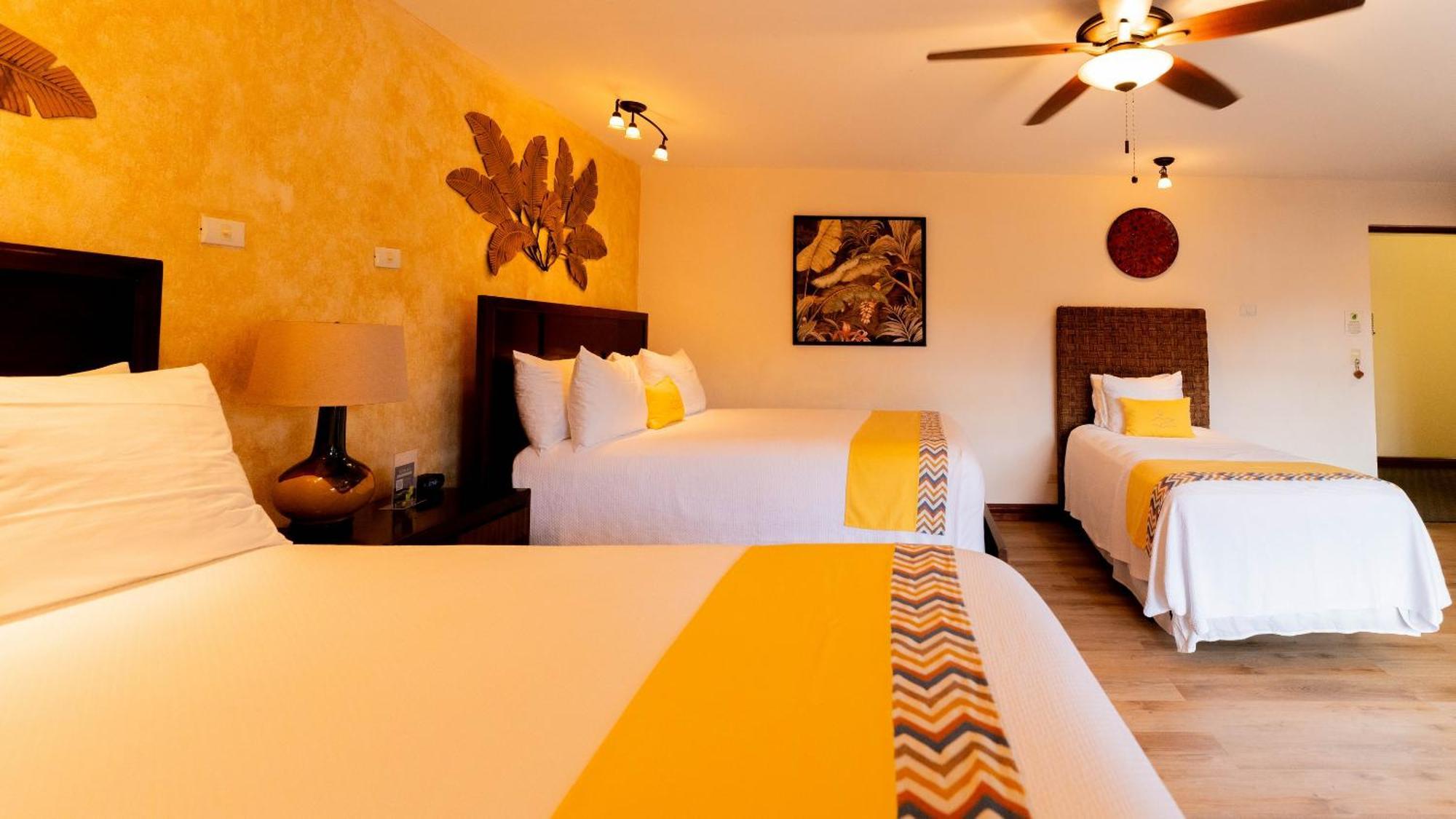 Buena Vista Chic 4* Pilas