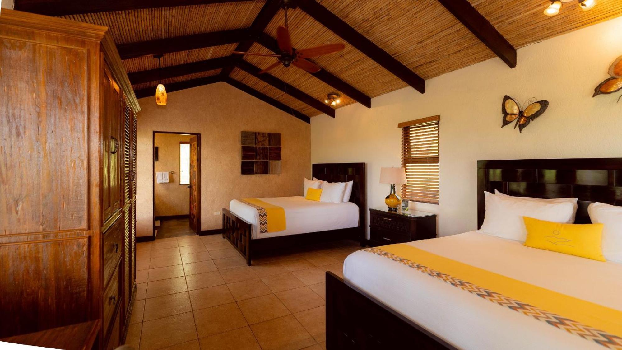Buena Vista Chic Hotel Pilas