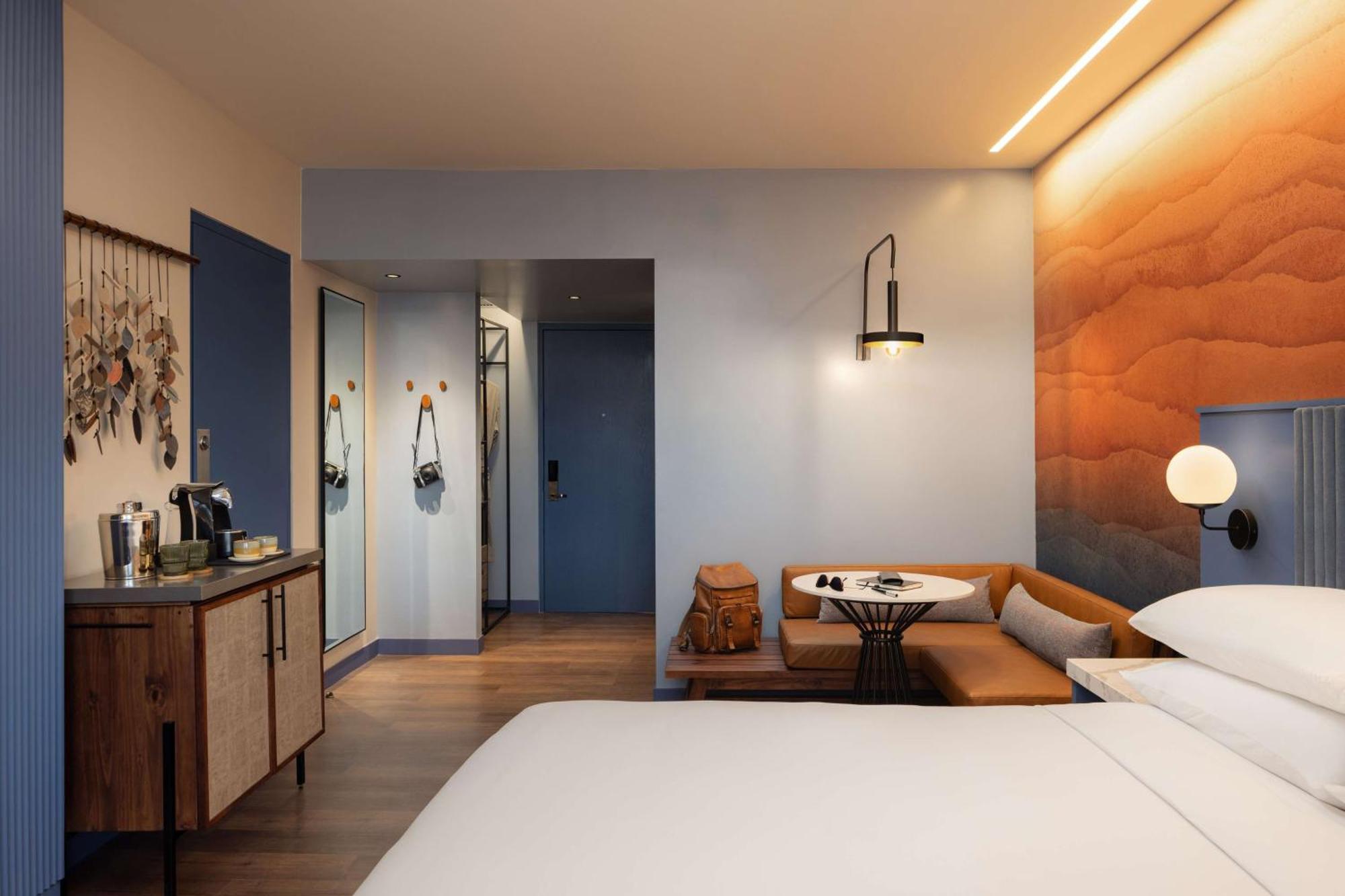 Hyatt Centric Escazu 3*