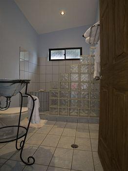 Out Of Bounds Boutique Hotel 3*