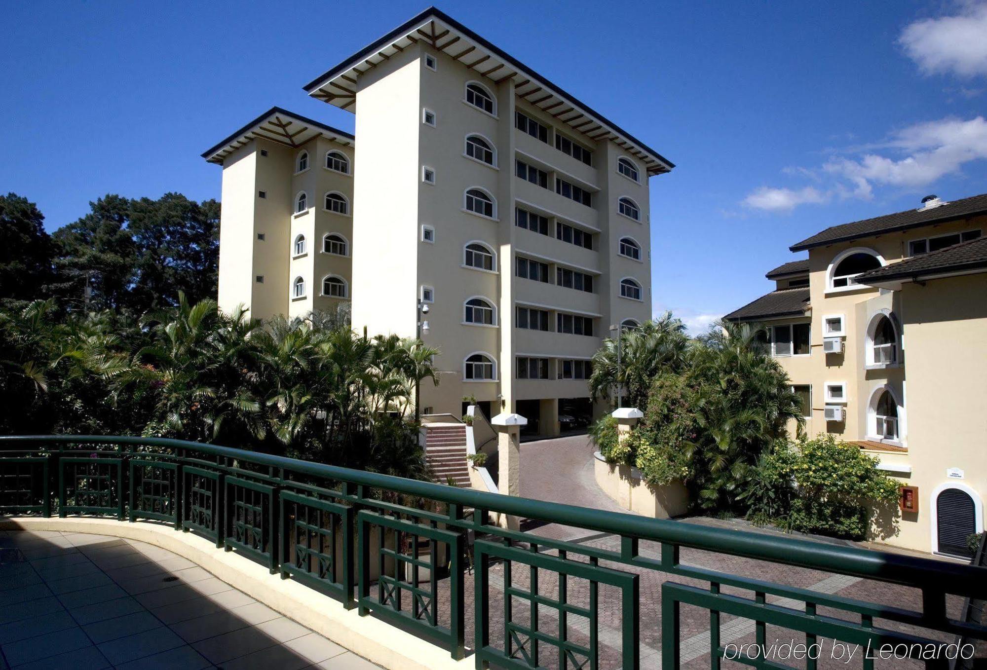 Apartotel & Del Rio 4*