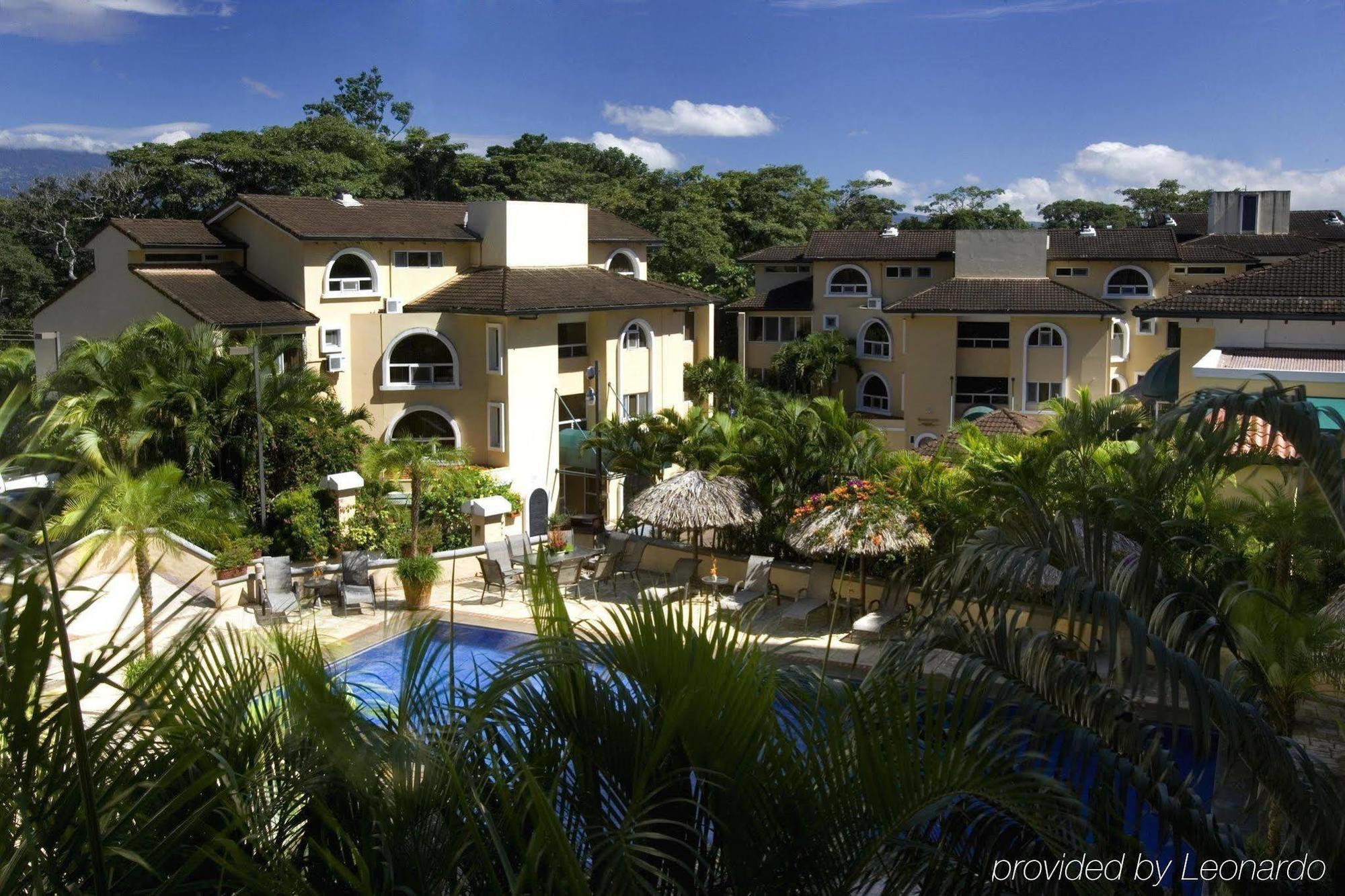 Hotel Apartotel & Del Rio 4*