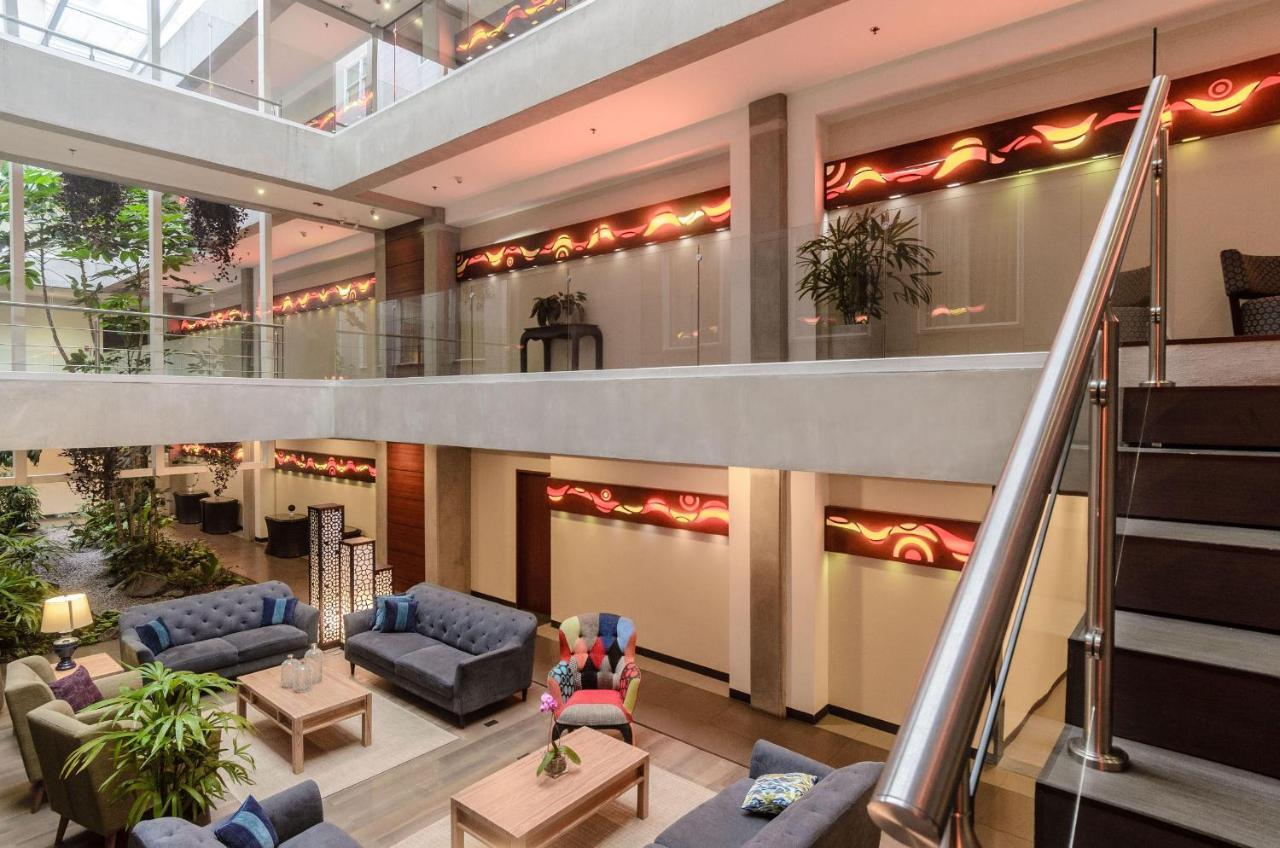 Isla Hotel San Jose (San Jose)