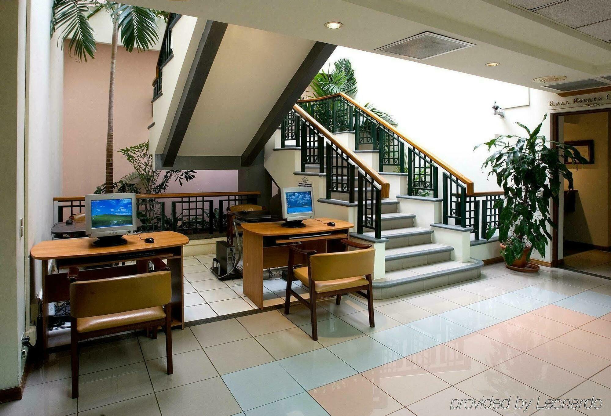 Apartotel & Del Rio Hotel