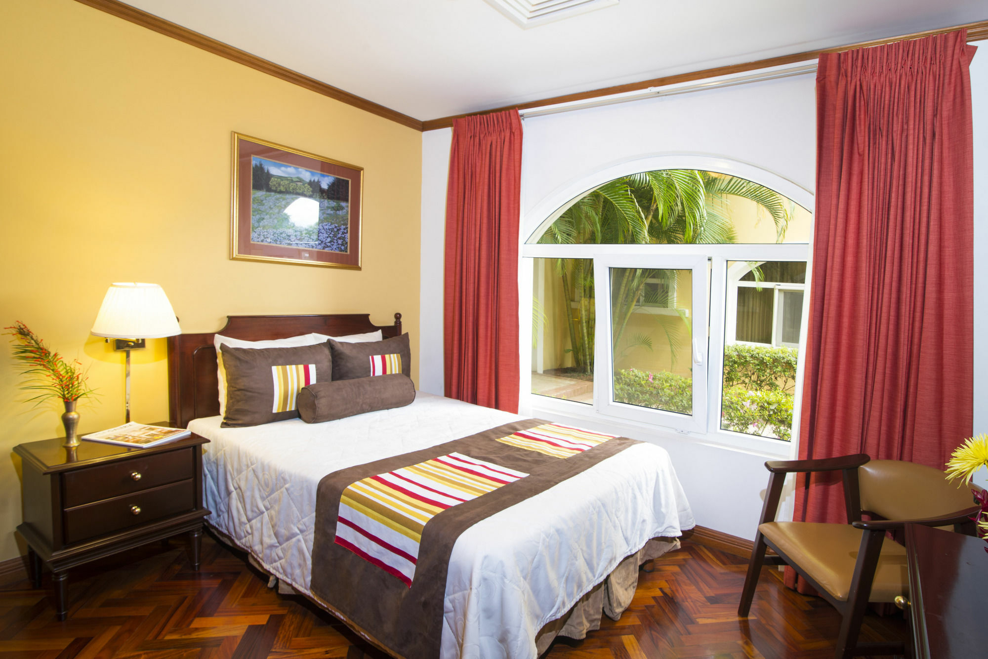 Apartotel & Del Rio Hotel