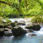 Posada Rio Celeste La Amistad