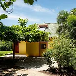 Casa Laureles