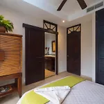 Bahia Encantada Beach Front Proyect, Jaco Paradise