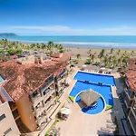 Bahia Encantada Beach Front Proyect, Jaco Paradise
