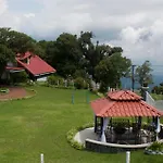 Altura Hotel