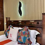 Hotel Heliconias Nature Inn & Hot Springs