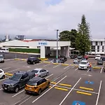 Irazu Hotel & Studios