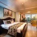 Paradise Jaco Beach Front