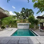 Tamarindo Bay Suites - Self Check In, Adults Only