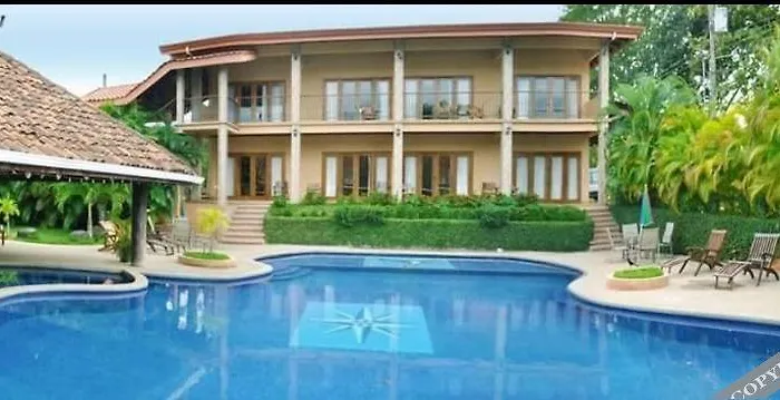 Hotel Palmeras Carrillo Beach