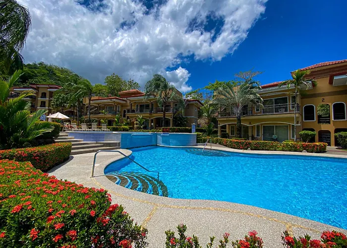 Espacioso Condominio En Pacific Sun