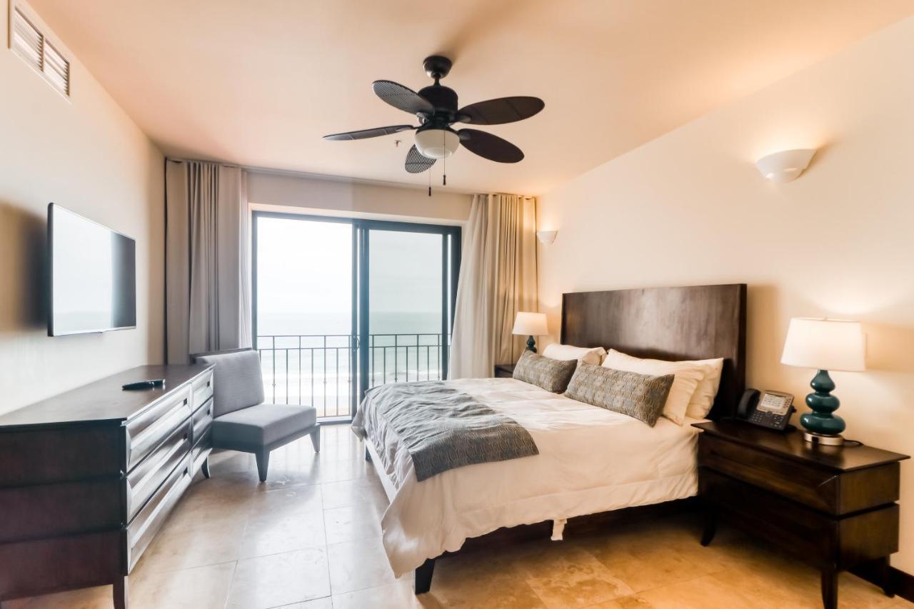 Apartment Unit 1014 At Croc's *