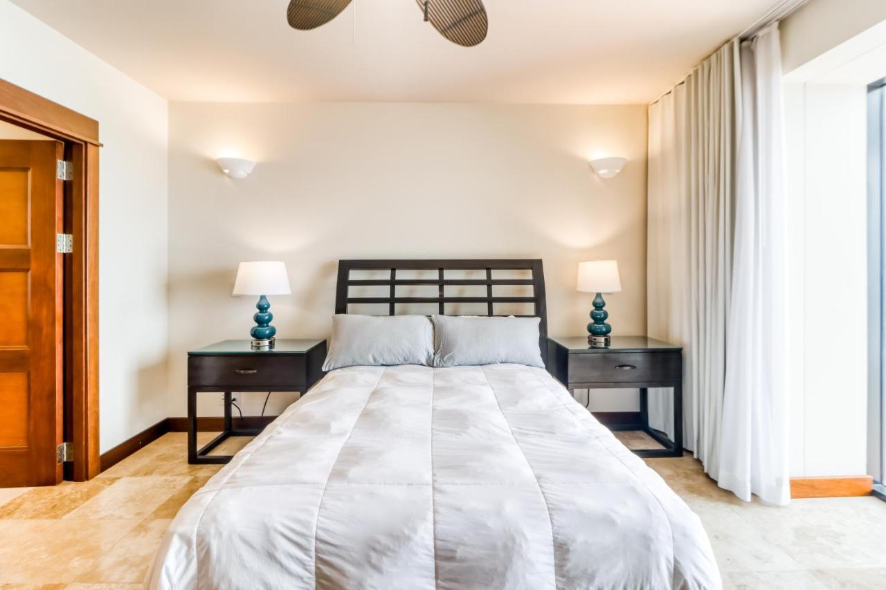 Apartment Unit 1014 At Croc's